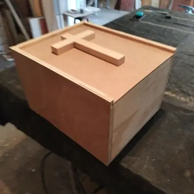 Cajas y empaques de madera hecho por Carpintería Gabriel